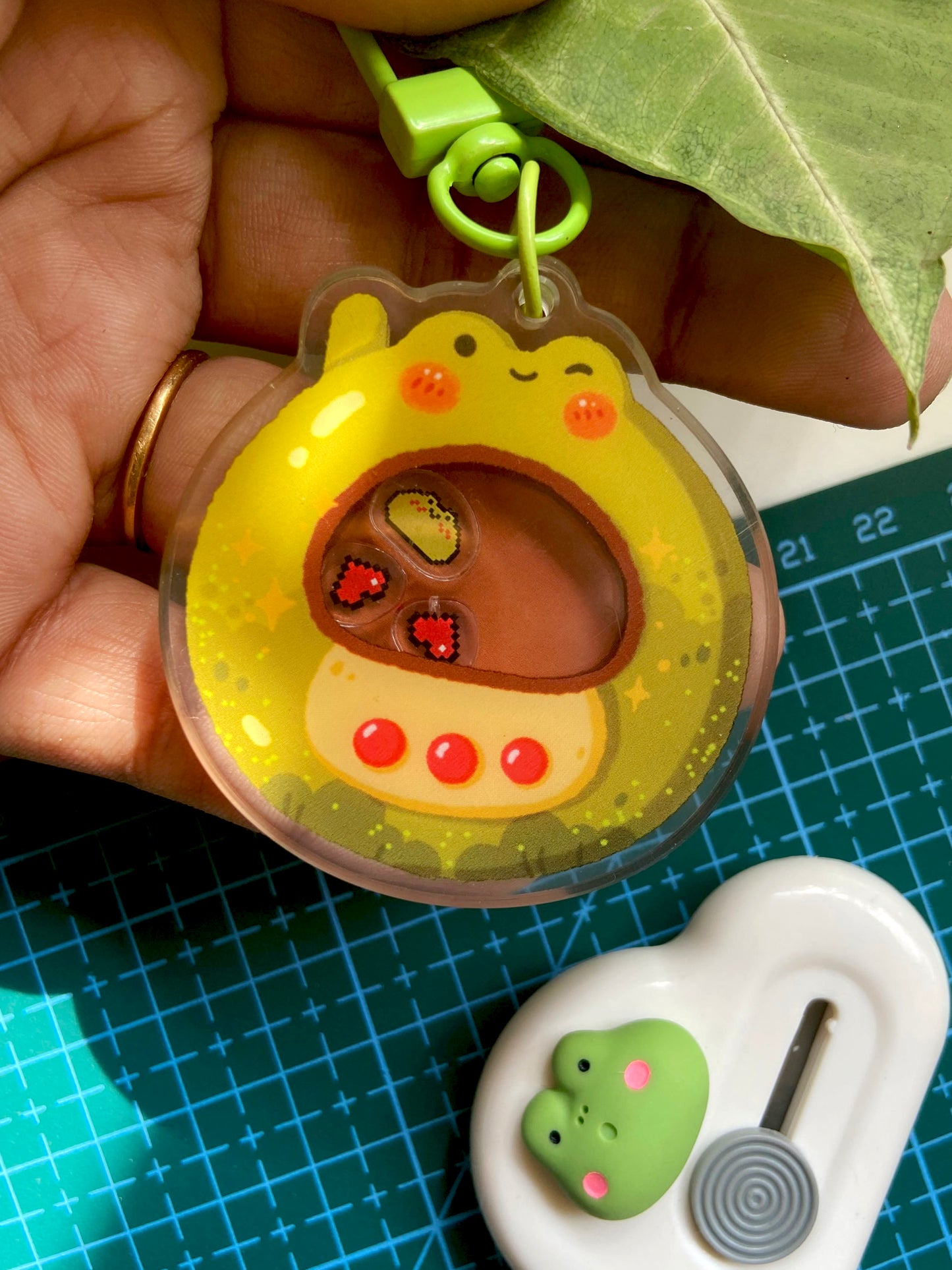 Frogitchi - Shaker Keychain